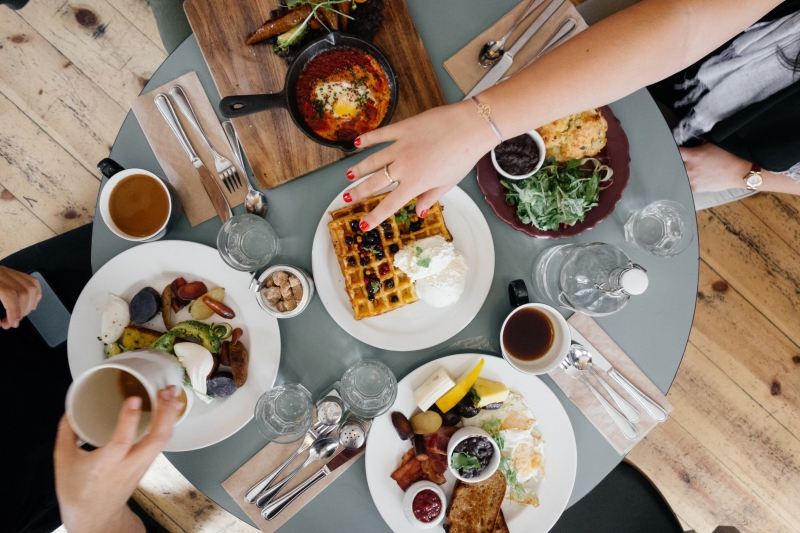 restaurant-LA MARTRE-min_breakfast-690128